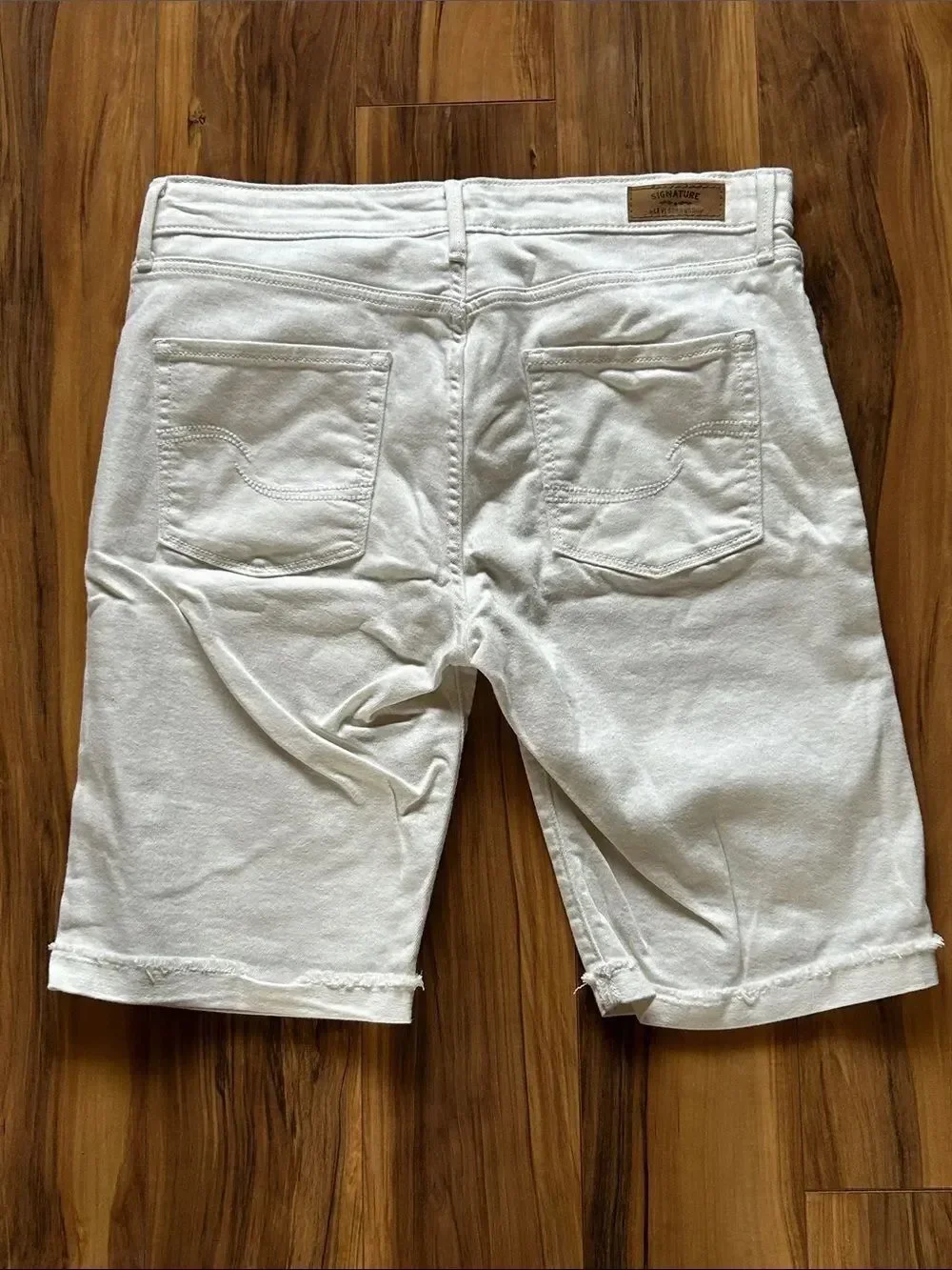 Signature by Levi Strauss Modern Skinny White Jean Shorts